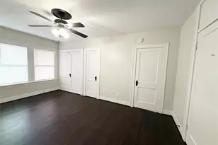 1136 Berthea St, Houston, TX 77006 - Photo 5