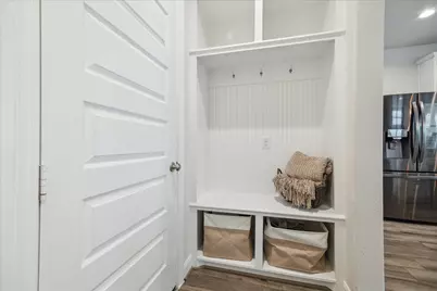 9820 Rugged Oaks Drive, Houston, TX 77080 - Photo 7