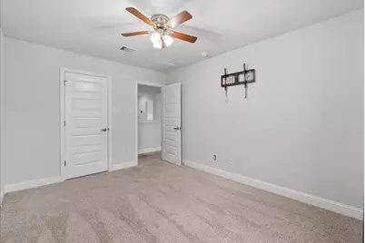 4207 W Bayou Maison Circle, Dickinson, TX 77539 - Photo 17