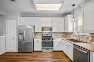 323 Plaza Del Sol Park, Houston, TX 77020 - Photo 5