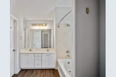 323 Plaza Del Sol Park, Houston, TX 77020 - Photo 19