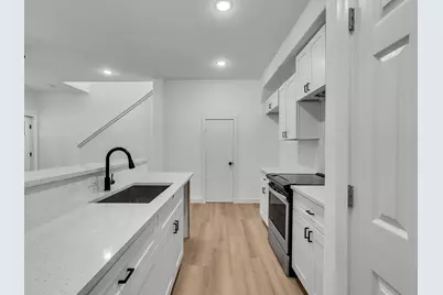 8411 Mahalia Drive #A, Houston, TX 77088 - Photo 5