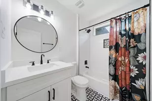 1139 W Gardner St, Houston, TX 77009 - Photo 17