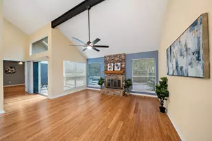 25 N Summer Star Ct, The Woodlands, TX 77380 - Photo 5