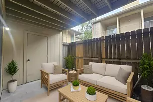 700 Thicket Ln, Houston, TX 77079 - Photo 7