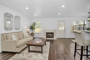 35 Marble Rock Pl, The Woodlands, TX 77382 - Photo 5