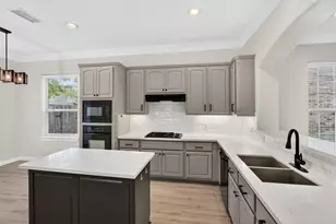 1131 Sopris Dr, Houston, TX 77077 - Photo 9