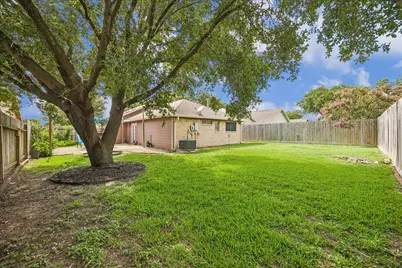 6606 Pleasant Stream Drive, Katy, TX 77449 - Photo 17