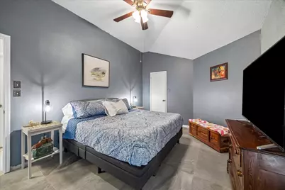 6606 Pleasant Stream Drive, Katy, TX 77449 - Photo 9