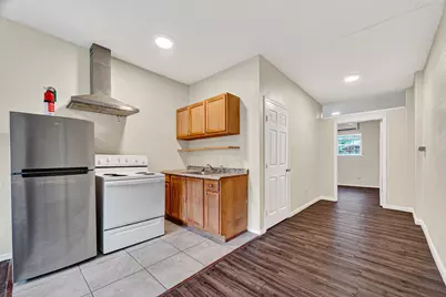 7738 Park Place Boulevard #A, Houston, TX 77087 - Photo 5