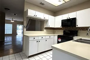 2910 Grants Lake Blvd, Sugar Land, TX 77479 - Photo 5