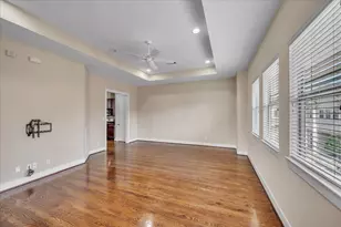 1715 W 24th St, Houston, TX 77008 - Photo 7