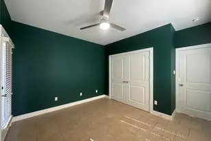 1715 W 24th St, Houston, TX 77008 - Photo 5