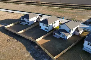 2411 Outpost Cyn Dr, Rosharon, TX 77583 - Photo 35