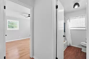 2412 Airline Dr, Brenham, TX 77833 - Photo 9