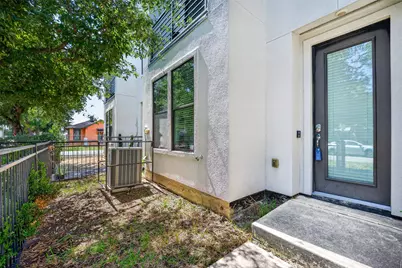 312 Palmer Street, Houston, TX 77003 - Photo 3