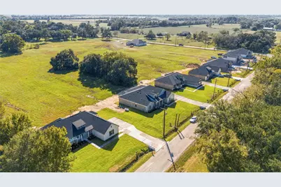 1495 Cr 605, Dayton, TX 77535 - Photo 33