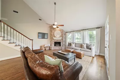 11530 Wickhollow Lane, Houston, TX 77043 - Photo 5