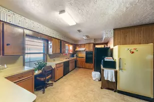 314 Gale St, Houston, TX 77009 - Photo 9