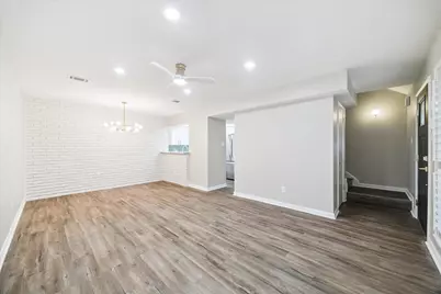 903 Wax Myrtle Lane, Houston, TX 77079 - Photo 7