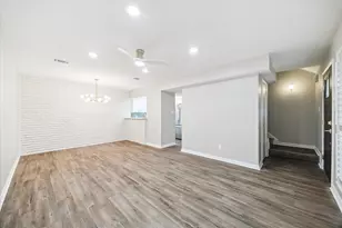 903 Wax Myrtle Ln, Houston, TX 77079 - Photo 7