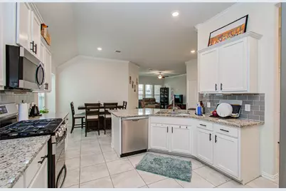 9014 Emerald Cane Drive, Missouri City, TX 77459 - Photo 11