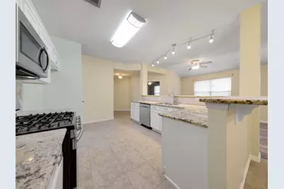 4927 Deep Glen Lane, Katy, TX 77449 - Photo 9