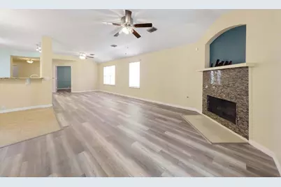 4927 Deep Glen Lane, Katy, TX 77449 - Photo 13