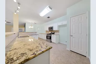 4927 Deep Glen Lane, Katy, TX 77449 - Photo 7