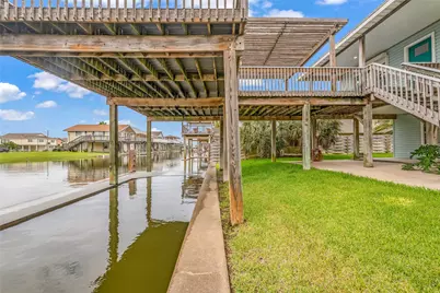 16526 Nassau Way, Galveston, TX 77554 - Photo 35