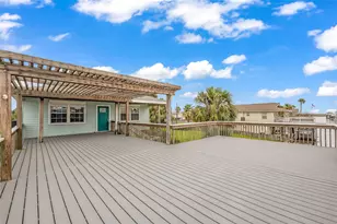 16526 Nassau Way, Galveston, TX 77554 - Photo 33
