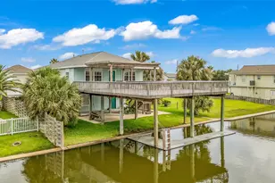 16526 Nassau Way, Galveston, TX 77554 - Photo 3