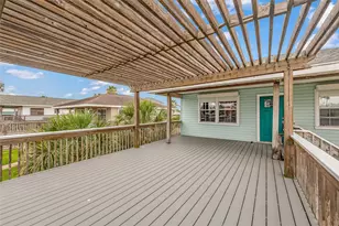 16526 Nassau Way, Galveston, TX 77554 - Photo 29