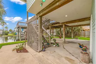 16526 Nassau Way, Jamaica Beach, TX 77554 - Photo 35