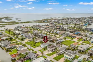 16526 Nassau Way, Galveston, TX 77554 - Photo 45