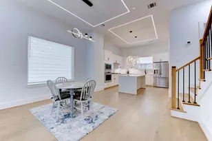 861 Fisher St, Houston, TX 77018 - Photo 13