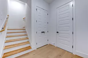 861 Fisher St, Houston, TX 77018 - Photo 5