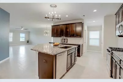 8811 Jamison Drive, Richmond, TX 77469 - Photo 5