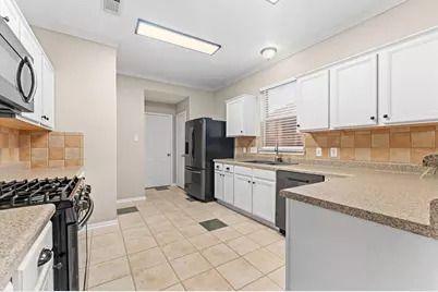 3820 Pin Oak Drive S, Pearland, TX 77581 - Photo 9