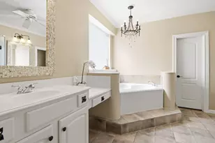 11519 Pecan Canyon Ct, Tomball, TX 77377 - Photo 15