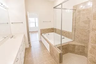 2710 Hullsmith Dr, Houston, TX 77063 - Photo 15