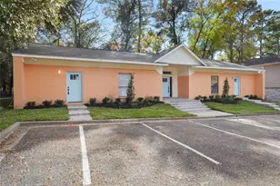 3010 Winding Way, Huntsville, TX 77340 - Photo 1