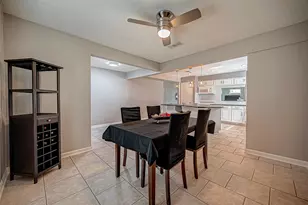2607 Plymouth Rock Dr, Webster, TX 77598 - Photo 5