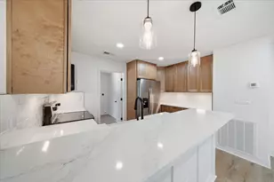 13946 Dolphin Dr, Willis, TX 77318 - Photo 17