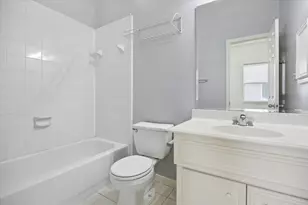1026 Van Buren St, Houston, TX 77019 - Photo 17