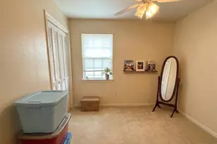 1789 Saxony Ln, Houston, TX 77058 - Photo 9