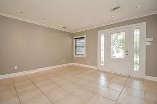 9614 Val Verde St, Houston, TX 77063 - Photo 15