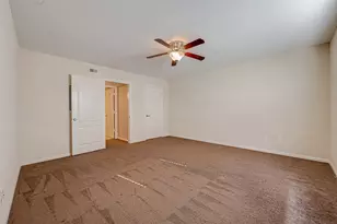 8415 Hearth Dr, Houston, TX 77054 - Photo 13