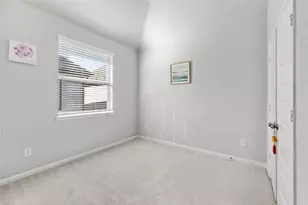 4007 Centre Valley Ln, Houston, TX 77043 - Photo 31