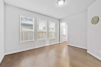 4007 Centre Valley Lane, Houston, TX 77043 - Photo 9